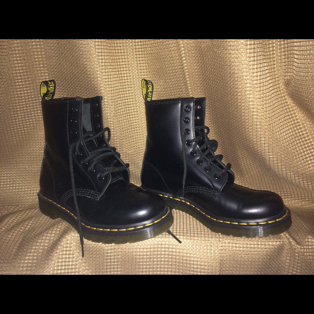 Dr. Martens Air Wair black leather boots